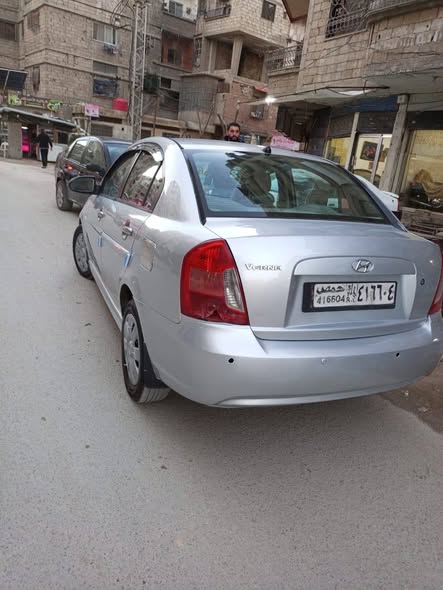 هونداي فيرنا 2009 - صورة 3