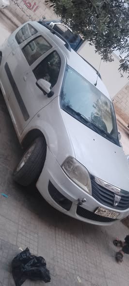 داسيا لوكان 2010 - صورة 4