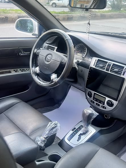 شفروليه اوبترا 2009 - صورة 3