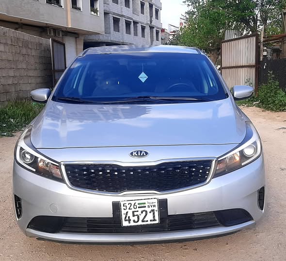 كيا فورتي 2018 - صورة 1