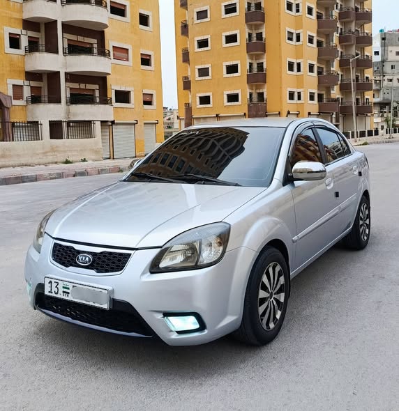 كيا ريو 2011 - صورة 1