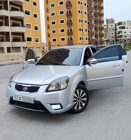 كيا ريو 2011 - صورة 3