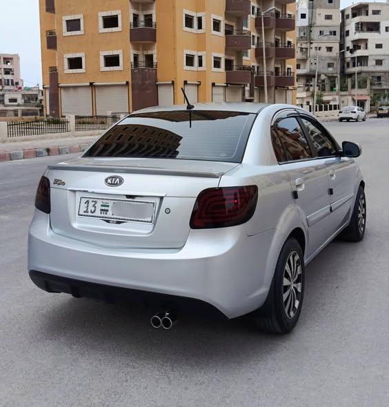 كيا ريو 2011 - صورة 5