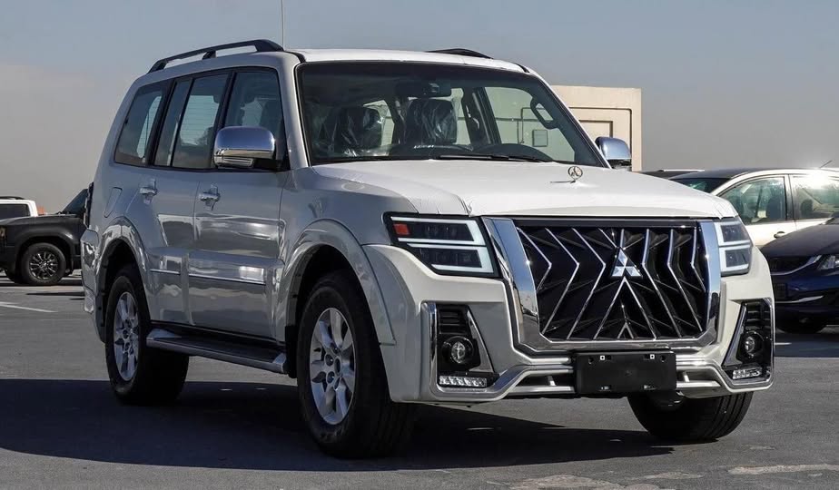 ميتسوبيشي باجيرو 2011