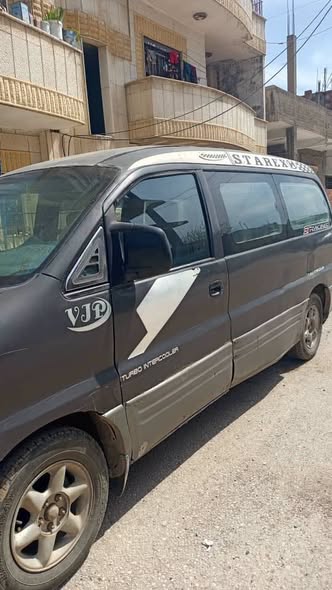 هيونداي ستاريكس 2000 - صورة 2