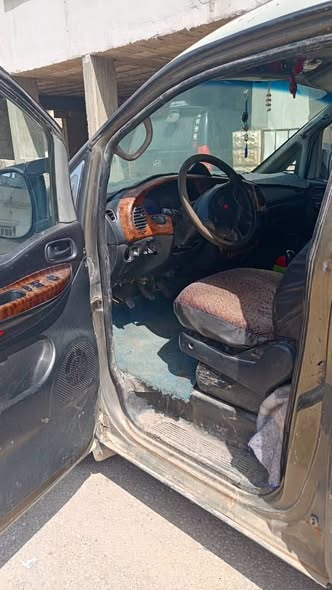 هيونداي ستاريكس 2000 - صورة 5