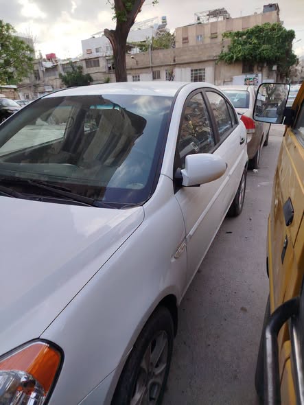 هيونداي فيرنا 2010 - صورة 3