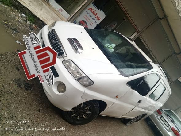 هيونداي H-1 2004 - صورة 4