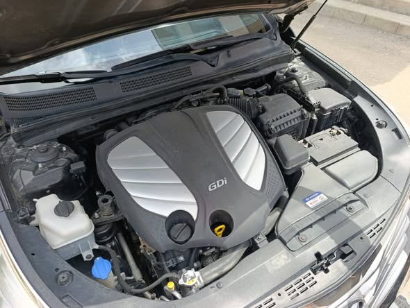 هيونداي أزيرا 2012 - صورة 3