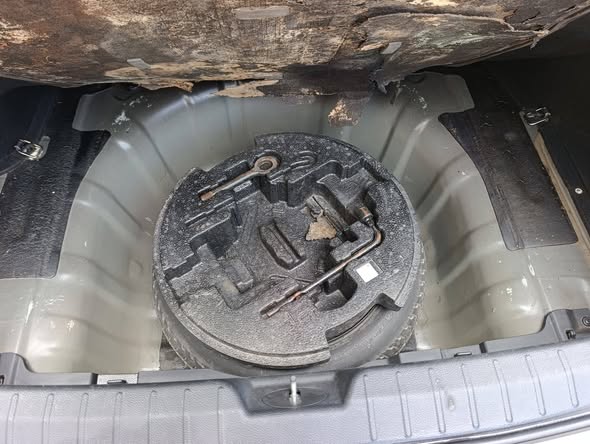 هيونداي أزيرا 2012 - صورة 5