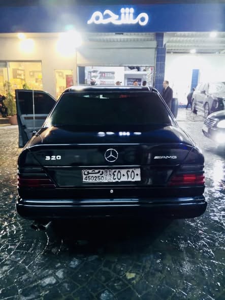 مرسيدس E300 1987 - صورة 3