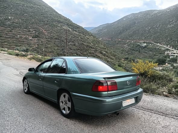 اوبل اوميغا 2003 - صورة 2