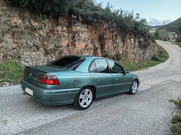 اوبل اوميغا 2003 - صورة 4