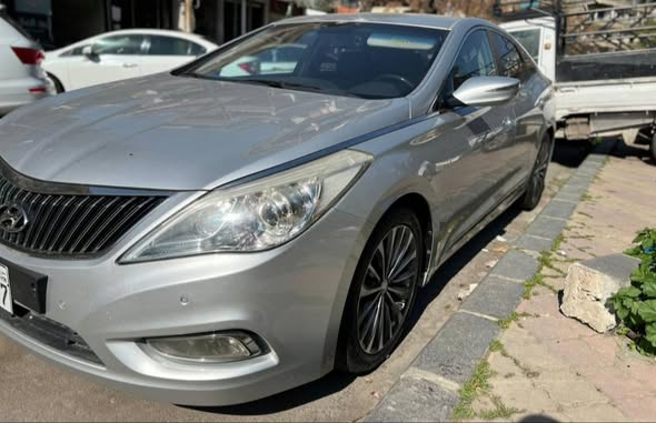 هونداي ازيرا 2012 - صورة 2