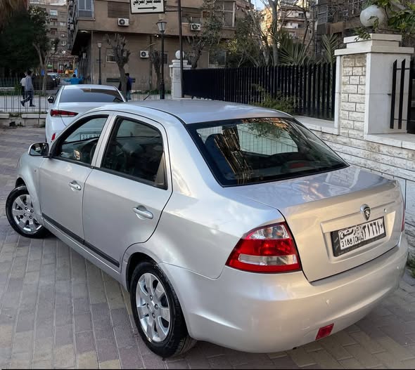 بروتون ساغا 2011 - صورة 2