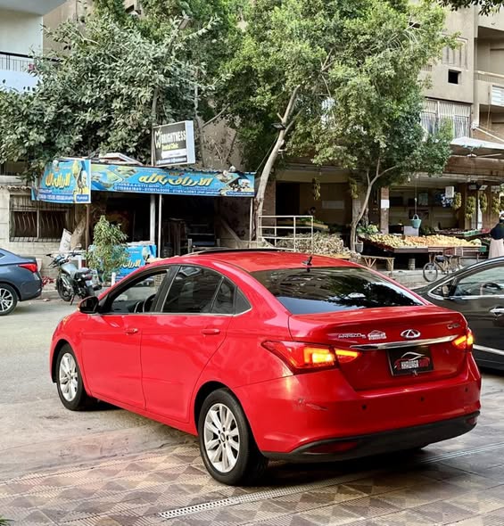 شيري أريزو 5 2023 - صورة 3