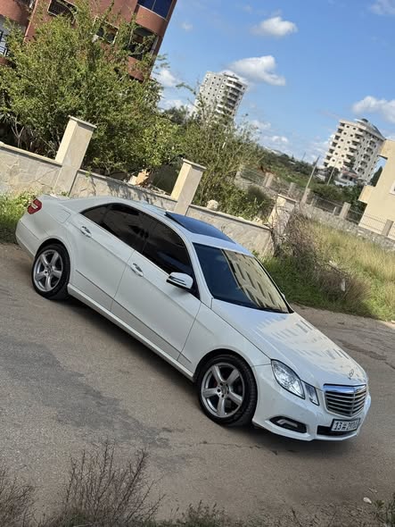 مرسيدس E350 2011 - صورة 4