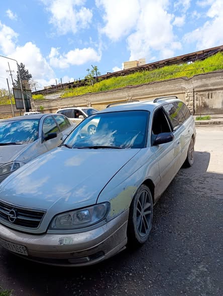 أوبل أوميغا 1998 - صورة 5