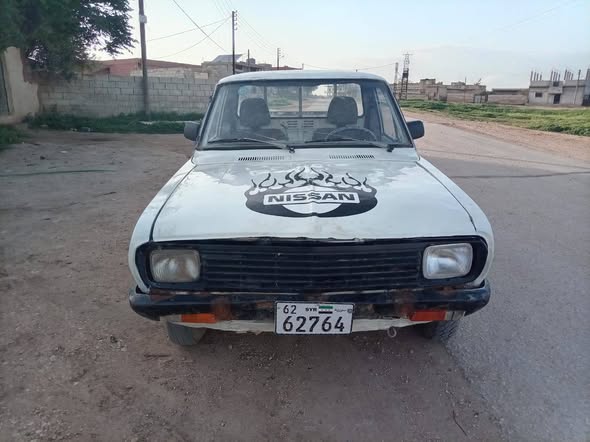 نيسان بيك أب 1993 - صورة 2