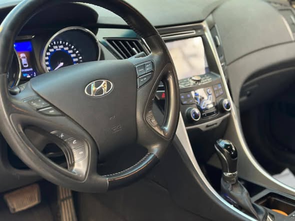 هيونداي سوناتا 2012 - صورة 1