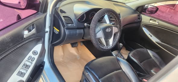 هيونداي أكسنت 2012 - صورة 5