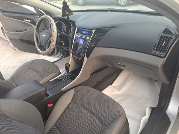 هيونداي سوناتا 2010 - صورة 3