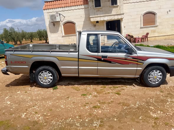 مستوبيشي L200 1994 - صورة 2