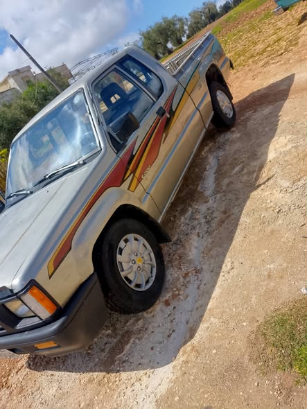 مستوبيشي L200 1994 - صورة 5