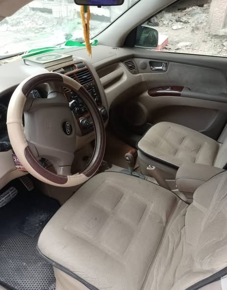 كيا سبورتاج 2006 - صورة 2