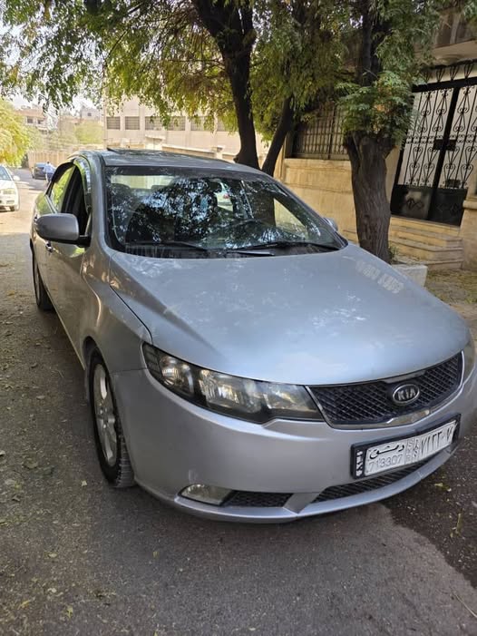 كيا فورتي 2010