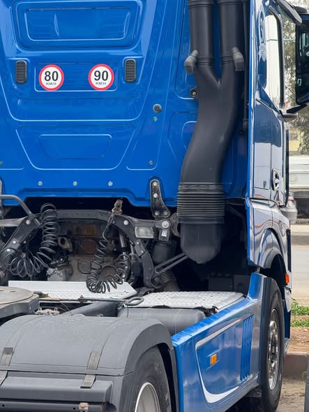 مرسيدس أكتروس 2016 - صورة 5