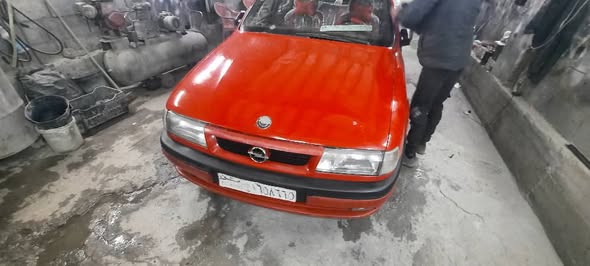 اوبل فيكترا 1993 - صورة 3