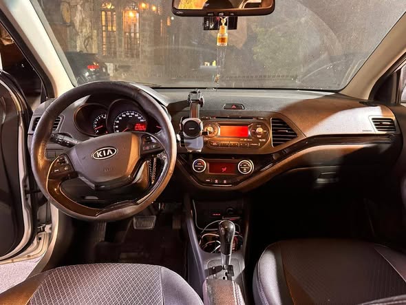 كيا مورنيغ 2013 - صورة 3