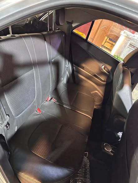 كيا مورنيغ 2013 - صورة 4