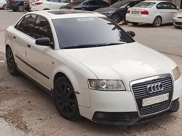 أودي A4 2005 - صورة 4