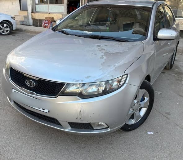 كيا فورتي 2010 - صورة 3