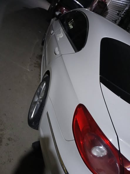 فولكس فاجن سي سي 2011 - صورة 3