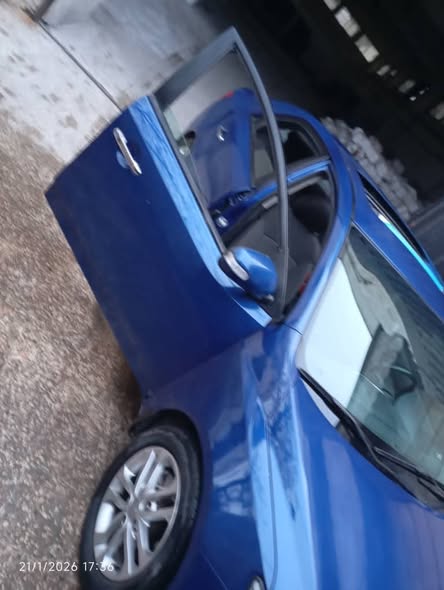 كيا فورتي 2011 - صورة 3