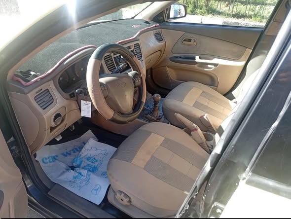 كيا ريو 2010 - صورة 4