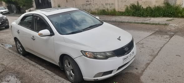 كيا فورتي 2010 - صورة 2