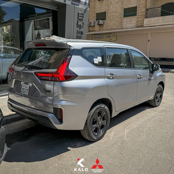 ميتسوبيشي إكسباندر 2025 - صورة 2
