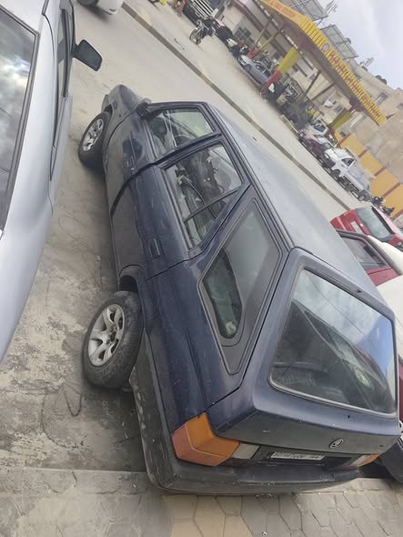 سكودا فورمان 1994 - صورة 4