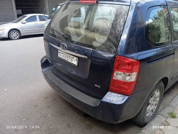 كيا سيدونا 2007 - صورة 3