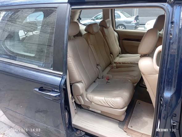 كيا سيدونا 2007 - صورة 5