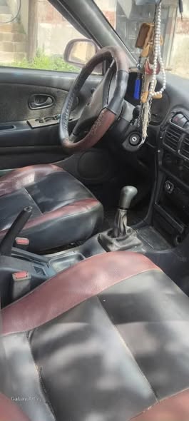 ميتسوبيشي لانسر 1993 - صورة 3