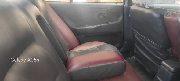 ميتسوبيشي لانسر 1993 - صورة 5