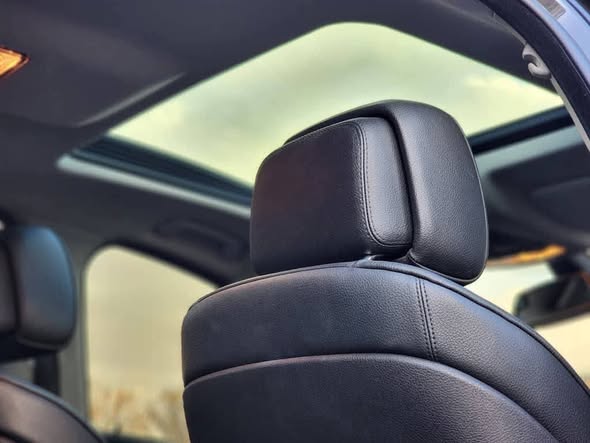 بي إم دبليو 528i 2011 - صورة 3