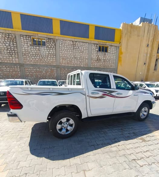 تويوتا هايلكس 2026 - صورة 2