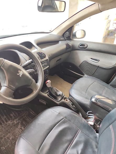 بيجو 206 2005 - صورة 2