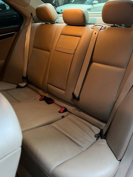 مرسيدس C300 2014 - صورة 4